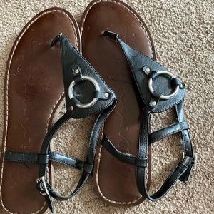 Women’s sandals